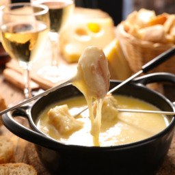 Italiaanse kruidenkaasfondue met truffel Italiaanse kruidenkaasfondue met truffel